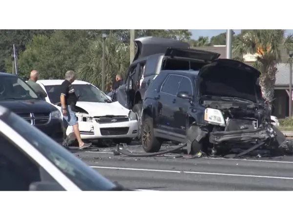 Defecțiunea suportului transmisiei Ford Bronco 2025: în afara drumului, aproape de răsturnare, declanșează alarma comunității